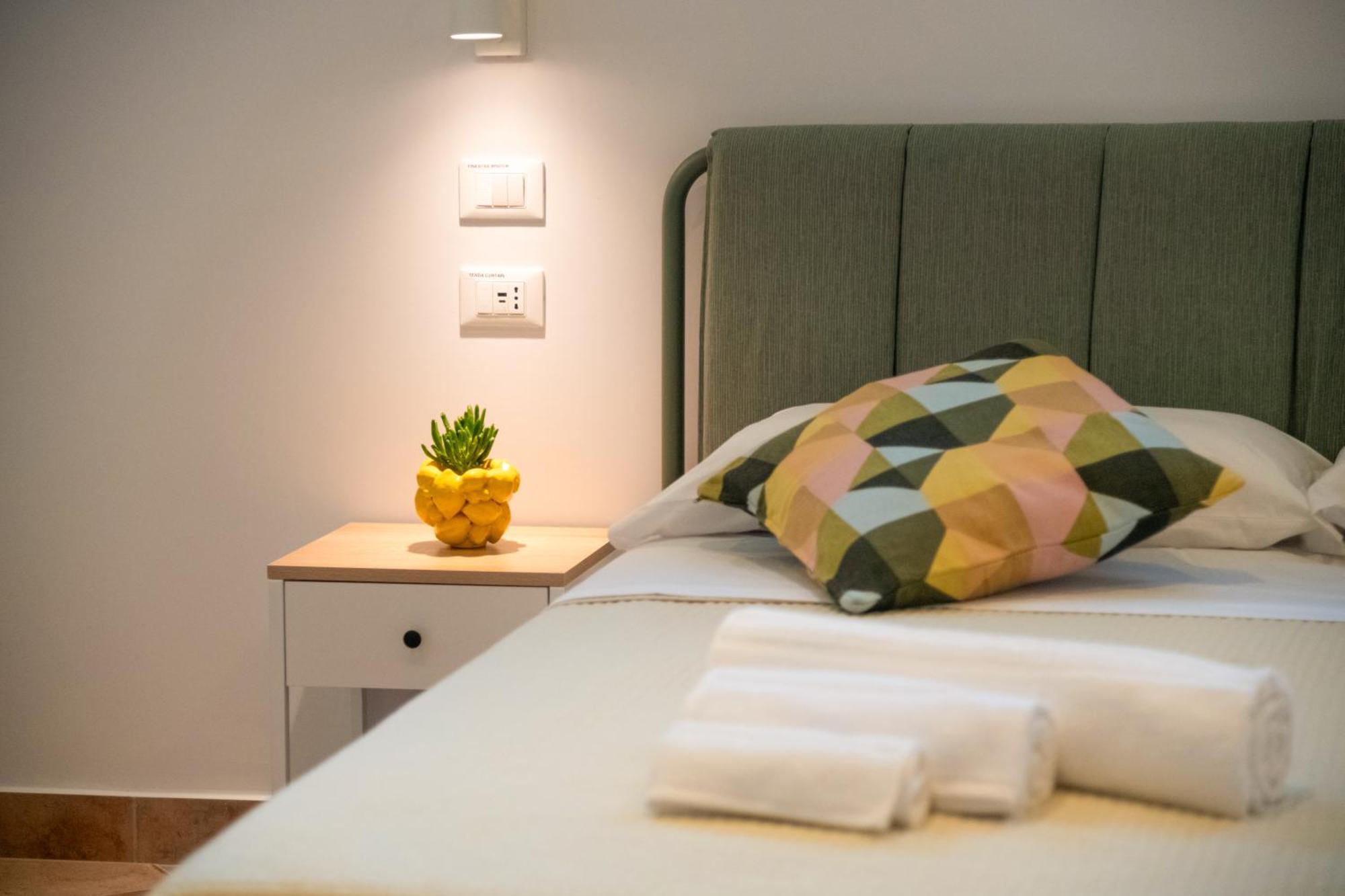 Eleni Sorrento Hotel Екстериор снимка